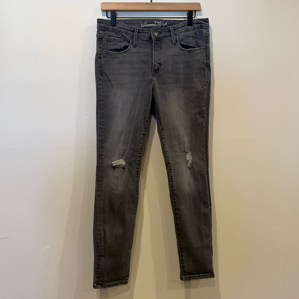Women’s Universal Threads Black/Gray Skinny Jean with Rips on each knee